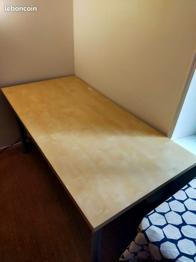 A donner plateau de bureau Ikéa 150x75